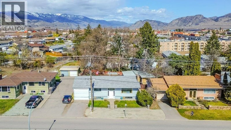 9108 74th Avenue, Osoyoos, British Columbia, V0H1V0, Osoyoos, British Columbia — photo 1 of 5