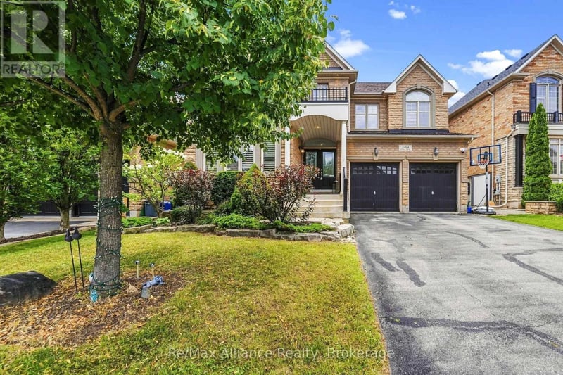 2404 Rideau Drive, Oakville (JC Joshua Creek), Ontario, L6H7P8, Oakville (JC Joshua Creek), Ontario — photo 1 of 5