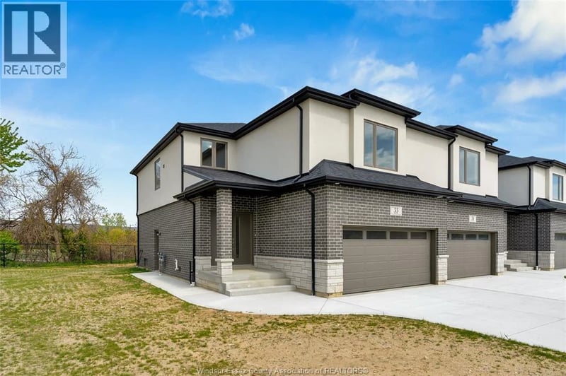 33 EAGLE, Leamington, Ontario, N8H3V4, Leamington, Ontario — photo 1 of 5