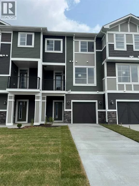 12 Waterford Glen, Chestermere, Alberta, T1X2T8, Chestermere, Alberta — photo 1 of 5