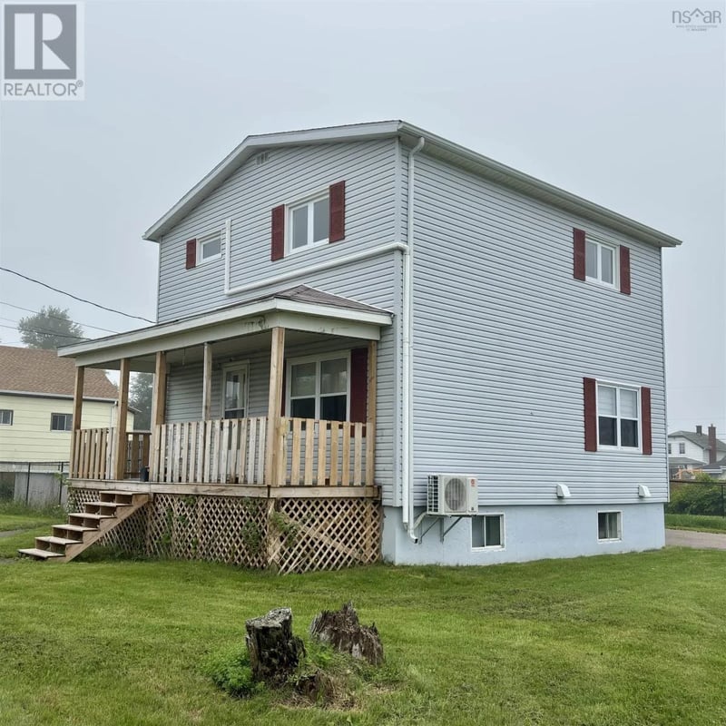 683 Mahon Street, New Waterford, Nova Scotia, B1H3K6, New Waterford, Nova Scotia — photo 1 of 5