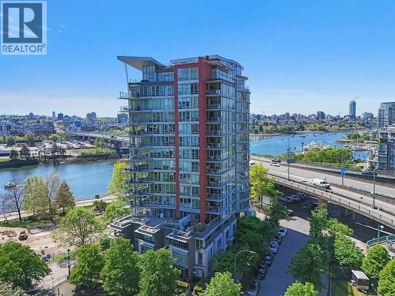 #801 980 COOPERAGE Way, Vancouver, British Columbia, V6B0C3, Vancouver, British Columbia — photo 1 of 5