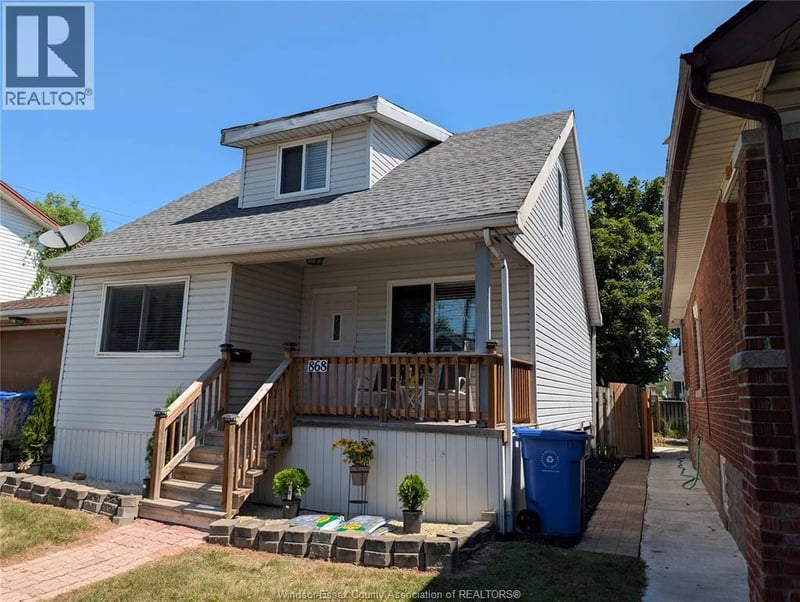868 ELM, Windsor, Ontario, N9A5H3, Windsor, Ontario — photo 1 of 5
