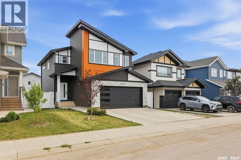 446 Aniskotaw WAY, Saskatoon, Saskatchewan, S7V1M3, Saskatoon, Saskatchewan — photo 1 of 5