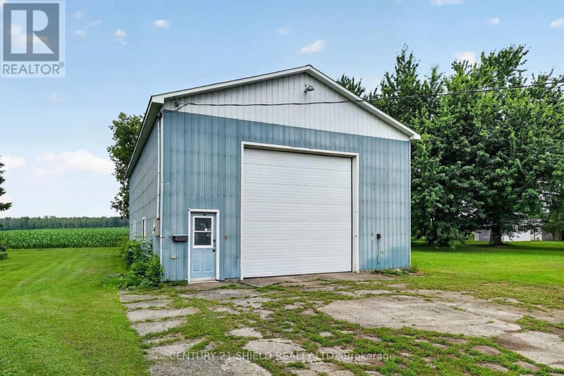 00000 Front Street, North Stormont, Ontario, K0C1K0, North Stormont, Ontario — photo 1 of 5