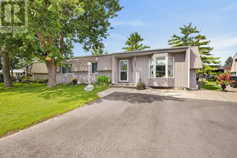 18 Belle Isle Arm, Innisfil, Ontario, L9S1N8, Innisfil, Ontario — photo 1 of 5