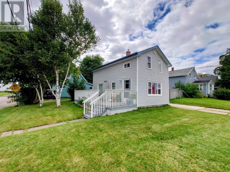 102 Brockville Street, Summerside, Prince Edward Island, C1N2S3, Summerside, Prince Edward Island — photo 1 of 5