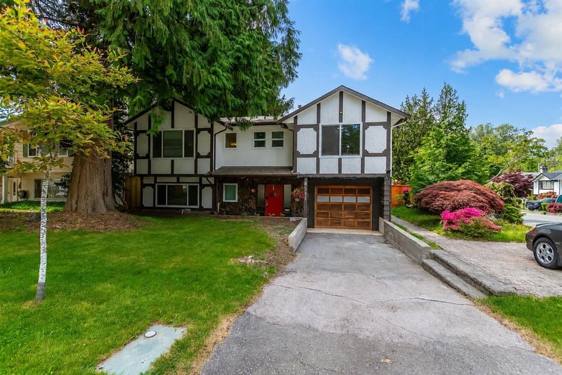 8511 111A Street, Delta, British Columbia, V4C7C9, Delta, British Columbia — photo 1 of 5