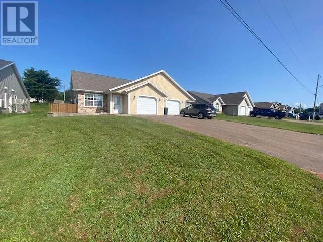 35 Parkman Drive, Charlottetown, Prince Edward Island, C1C0T3, Charlottetown, Prince Edward Island — photo 1 of 5
