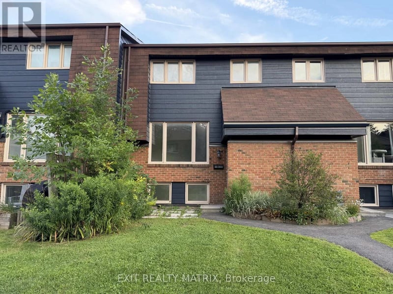 #50 2610 Draper Avenue, Ottawa, Ontario, K2H8X8, Ottawa, Ontario — photo 1 of 5
