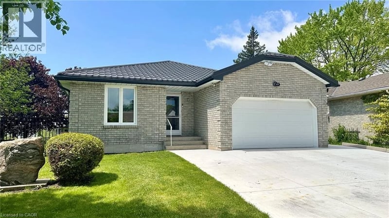 1 EDENRIDGE Drive, Townsend, Ontario, N0A1S0, Townsend, Ontario — photo 1 of 5