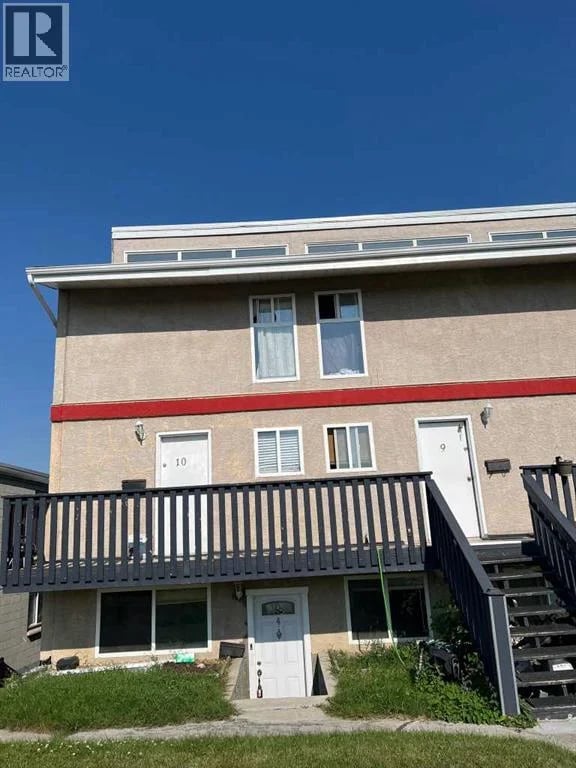 3726 Centre Street Northeast, Calgary, Alberta, t2e2y3, Calgary, Alberta — photo 1 of 5