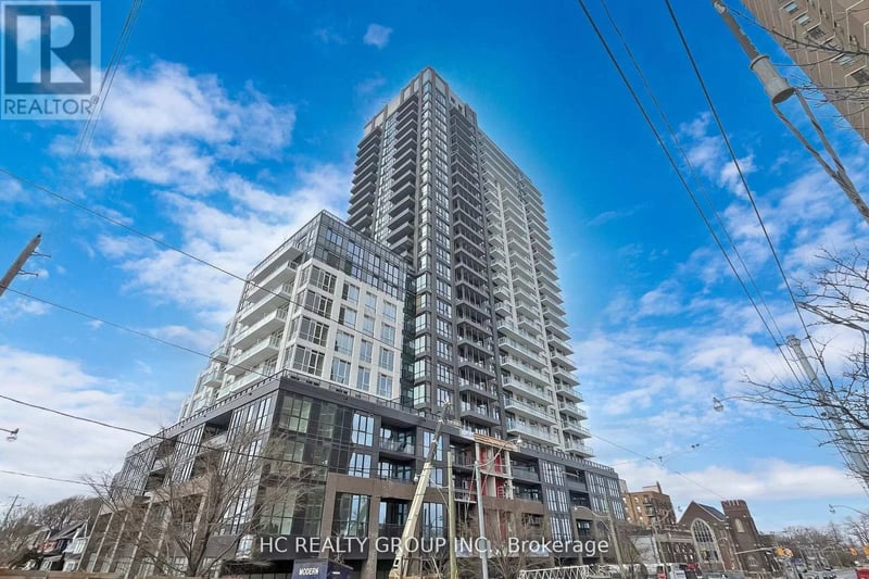 #PH07 286 Main Street, Toronto (East End-Danforth), Ontario, M4C0B3, Toronto (East End-Danforth), Ontario — photo 1 of 5