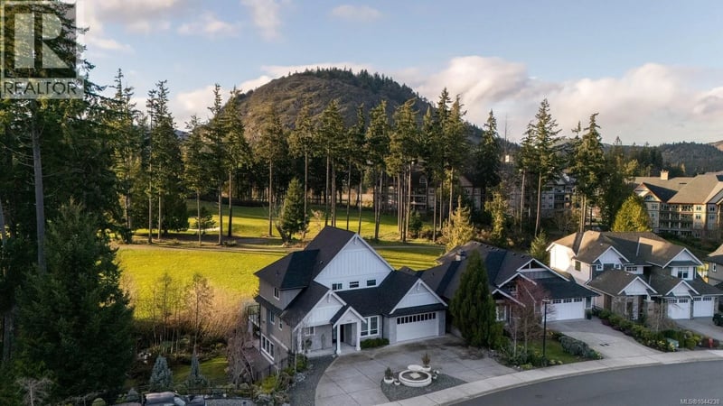 2168 Champions Way, Langford, British Columbia, V9B0R9, Langford, British Columbia — photo 1 of 5