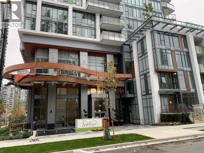 #1803 1182 WESTWOOD Street, Coquitlam, British Columbia, V3B0T9, Coquitlam, British Columbia — photo 1 of 5