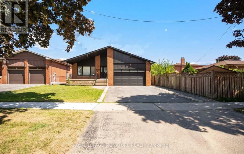 2221 Florian Road, Mississauga (Cooksville), Ontario, L5A3Y9, Mississauga (Cooksville), Ontario — photo 1 of 5