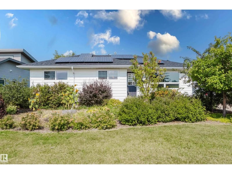 4708 106 AV NW, Edmonton, Alberta, T6A1E6, Edmonton, Alberta — photo 1 of 5