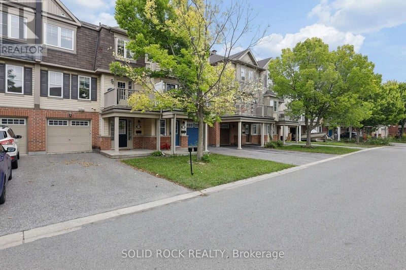 2529 Waterlilly Way, Ottawa, Ontario, K2J0K2, Ottawa, Ontario — photo 1 of 5