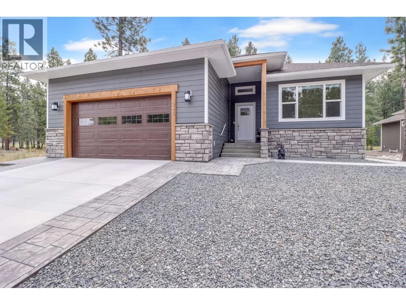 249 SHADOW MOUNTAIN Boulevard, Cranbrook, British Columbia, V1C0C6, Cranbrook, British Columbia — photo 1 of 5