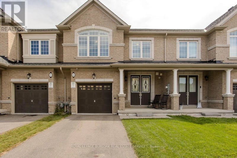11 Cooley Grove, Hamilton (Meadowlands), Ontario, L9K0J7, Hamilton (Meadowlands), Ontario — photo 1 of 5
