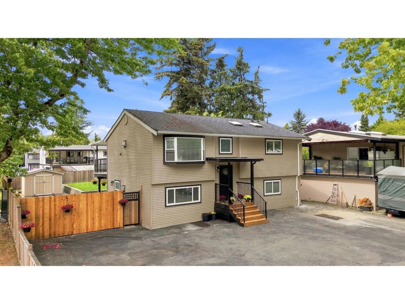 6285 173A Street, Surrey, British Columbia, V3S5J8, Surrey, British Columbia — photo 1 of 5