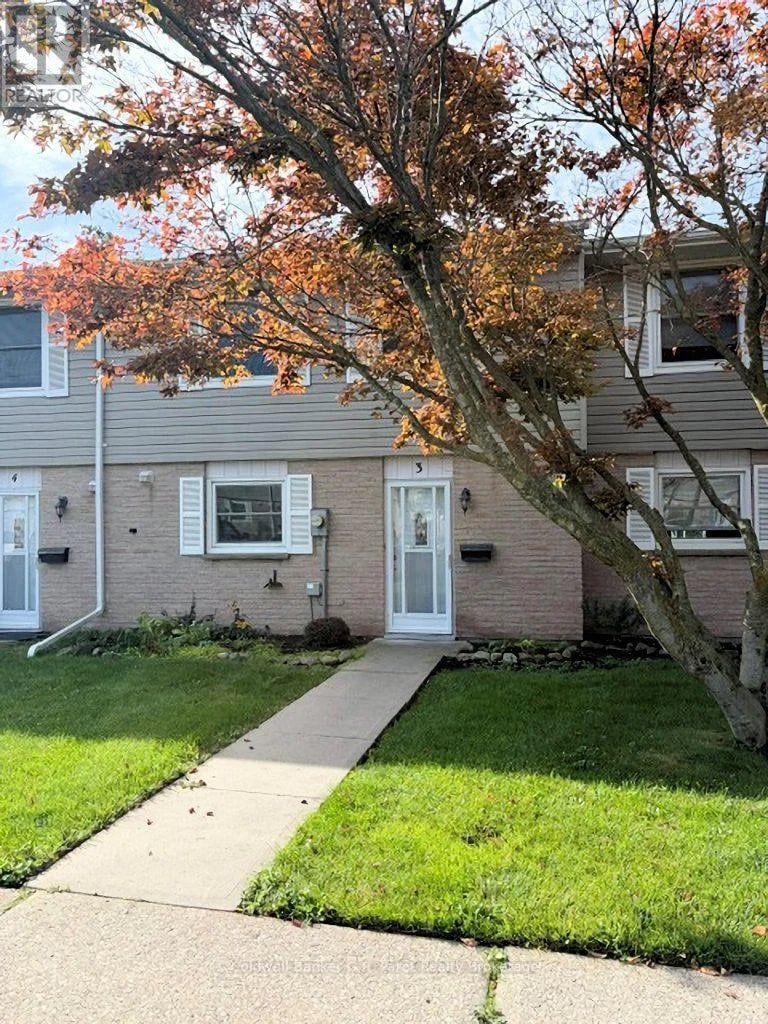 #3 150 Concession Street East, Tillsonburg, Ontario, N4G1P9, Tillsonburg, Ontario — photo 1 of 5