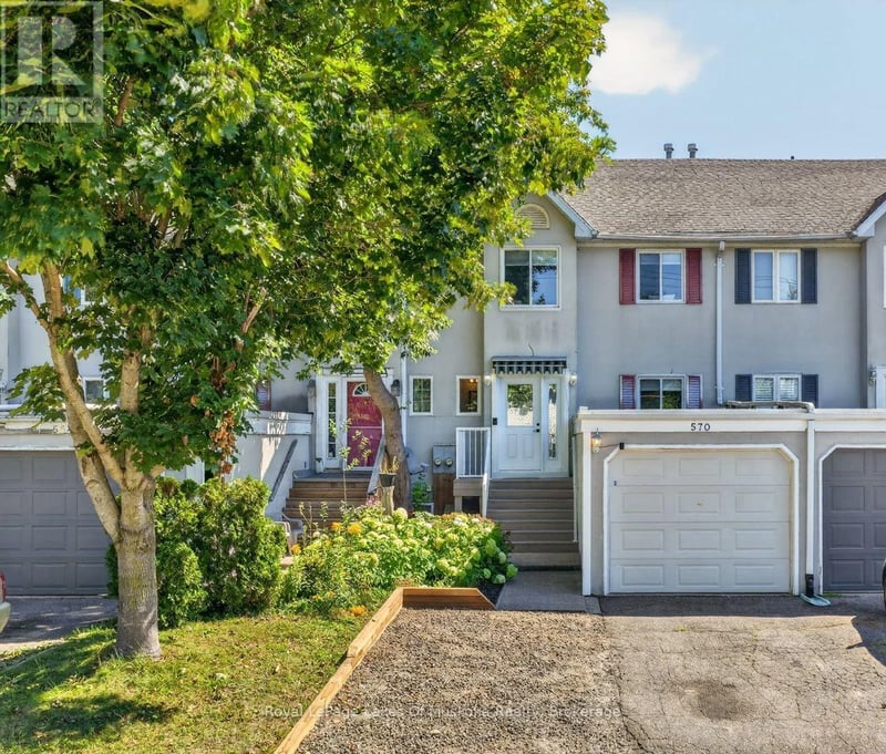 570 John Street South, Gravenhurst (Muskoka (S)), Ontario, P1P1J9, Gravenhurst (Muskoka (S)), Ontario — photo 1 of 5