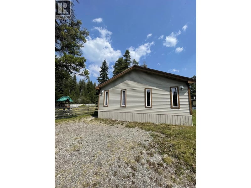 #1 6210 Lower Elk Valley Road, Sparwood, British Columbia, V0B2G3, Sparwood, British Columbia — photo 1 of 5