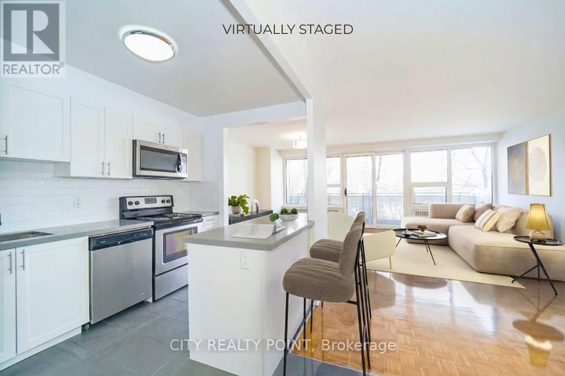 #202 10 Shallmar Boulevard, Toronto (Forest Hill North), Ontario, M5N1J4, Toronto (Forest Hill North), Ontario — photo 1 of 5