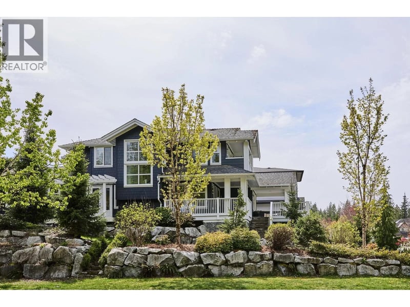 1001 JAY Crescent, Squamish, British Columbia, V8B0P2, Squamish, British Columbia — photo 1 of 5
