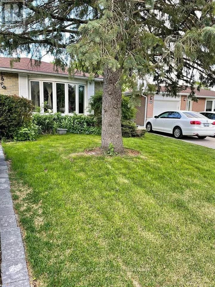 39 Devins Drive, Aurora (Aurora Heights), Ontario, L4G2Z3, Aurora (Aurora Heights), Ontario — photo 1 of 5