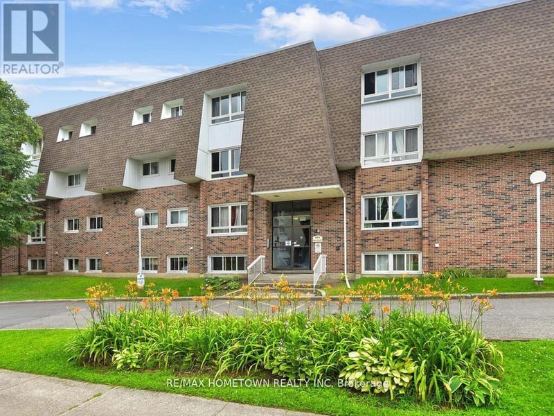 #G11 815 Kyle Court, Brockville, Ontario, K6V6J7, Brockville, Ontario — photo 1 of 5