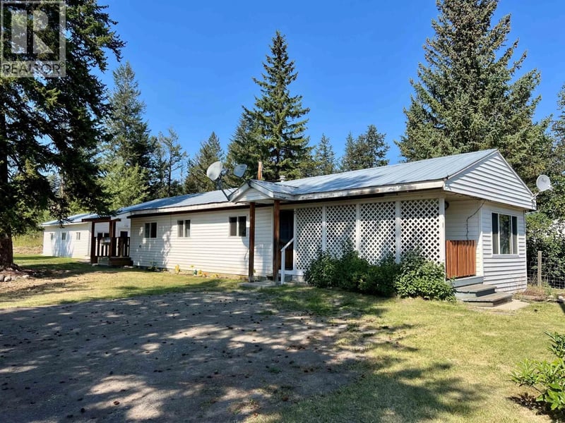 5396 PARK Drive, 103 Mile House, British Columbia, V0K2E1, 103 Mile House, British Columbia — photo 1 of 5