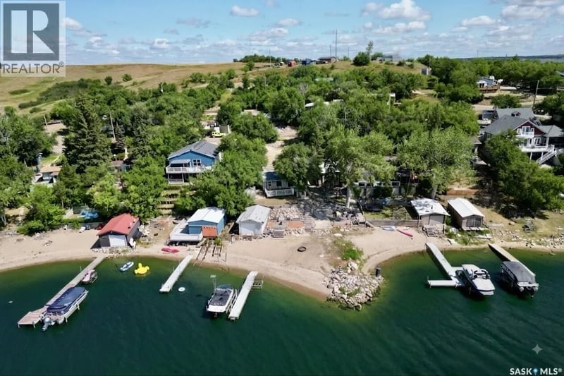 65 Pelican DRIVE, Pelican Pointe, Saskatchewan, S0G4L0, Pelican Pointe, Saskatchewan — photo 1 of 5