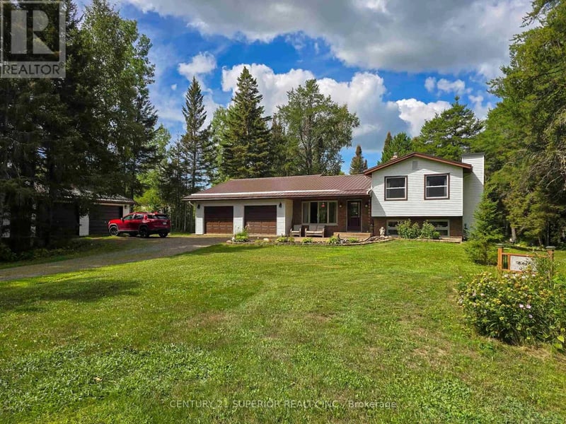 4239 Coppin Road, Thunder Bay (Mountain Road), Ontario, P7J1A6, Thunder Bay (Mountain Road), Ontario — photo 1 of 5