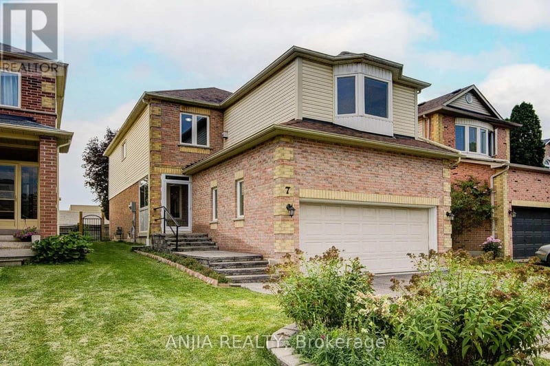 7 Allayden Drive, Whitby (Lynde Creek), Ontario, L1P1L5, Whitby (Lynde Creek), Ontario — photo 1 of 5
