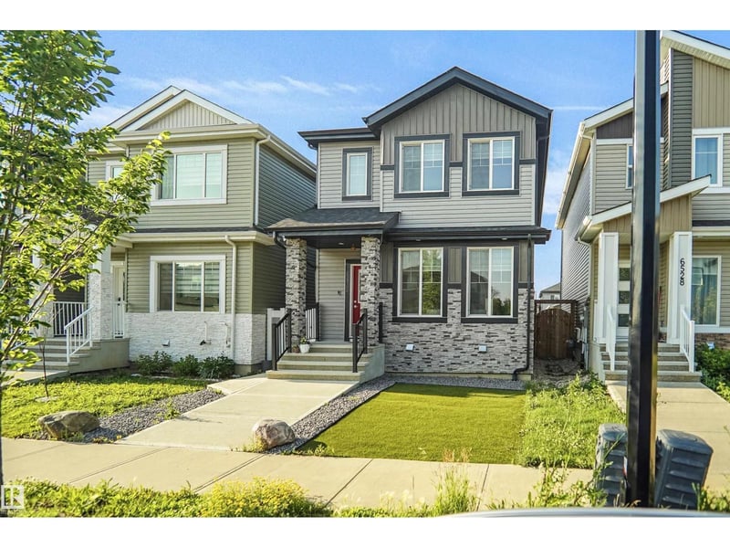 6532 175 AV NW, Edmonton, Alberta, T5Y4B3, Edmonton, Alberta — photo 1 of 5