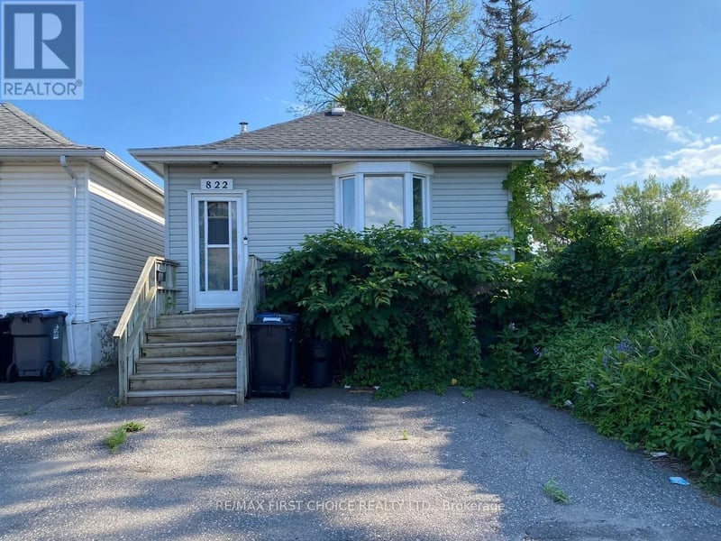 822 Pruden Street, Thunder Bay (McKeller Park), Ontario, P7C2K3, Thunder Bay (McKeller Park), Ontario — photo 1 of 5
