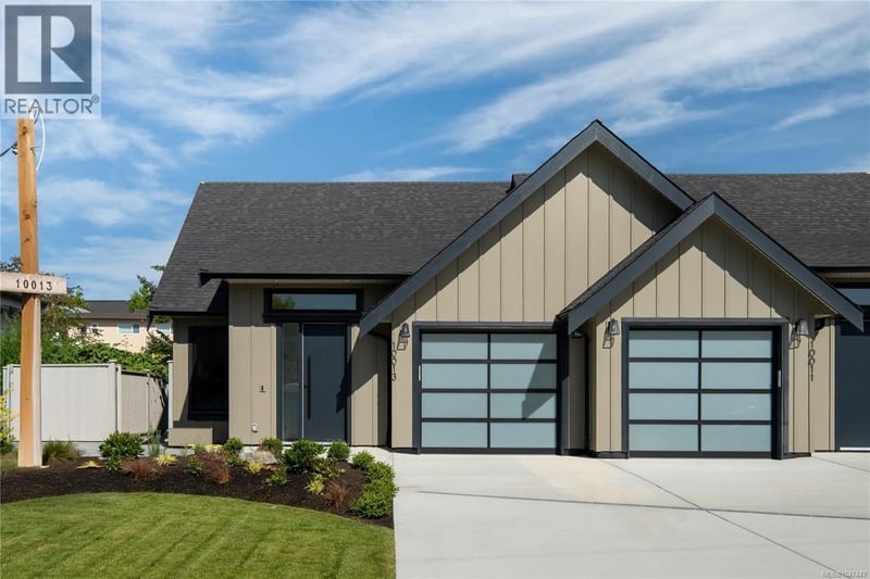 10013 Chicory Place, Sidney, British Columbia, V8L3N6, Sidney, British Columbia — photo 1 of 5