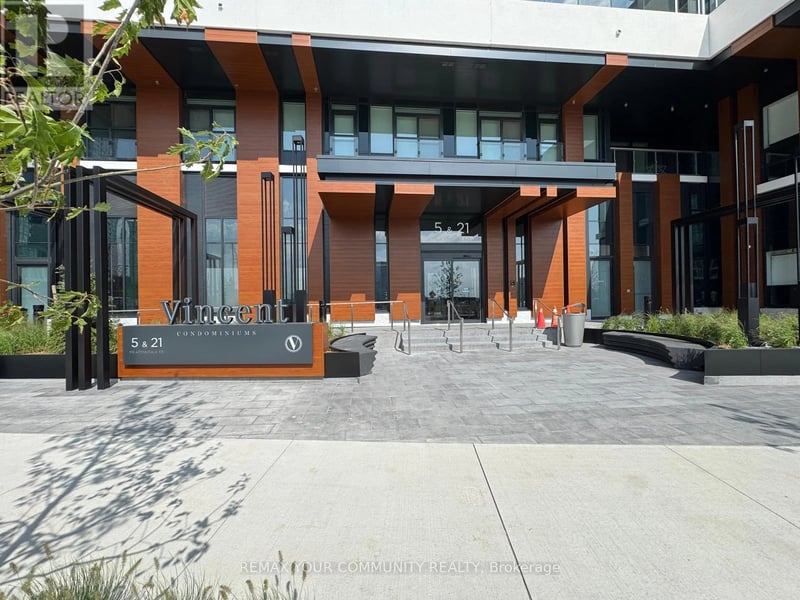 #1101 21 Meadowdale Road, Vaughan (Vaughan Corporate Centre), Ontario, L4K0H6, Vaughan (Vaughan Corporate Centre), Ontario — photo 1 of 5
