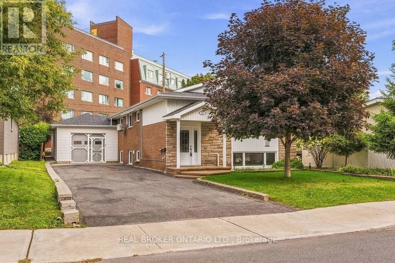 257 Lavergne Street, Ottawa, Ontario, K1L5E4, Ottawa, Ontario — photo 1 of 5