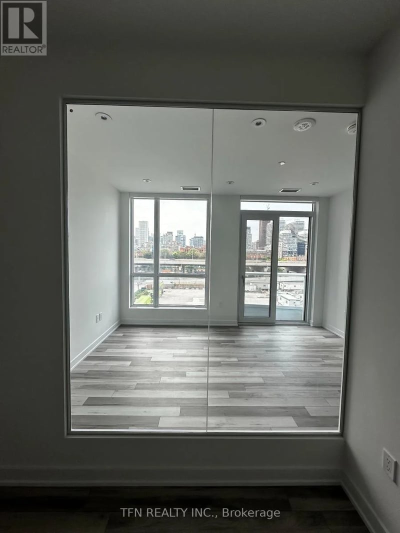 #501 15 Richardson Street, Toronto (Waterfront Communities), Ontario, M5A0Y5, Toronto (Waterfront Communities), Ontario — photo 1 of 5
