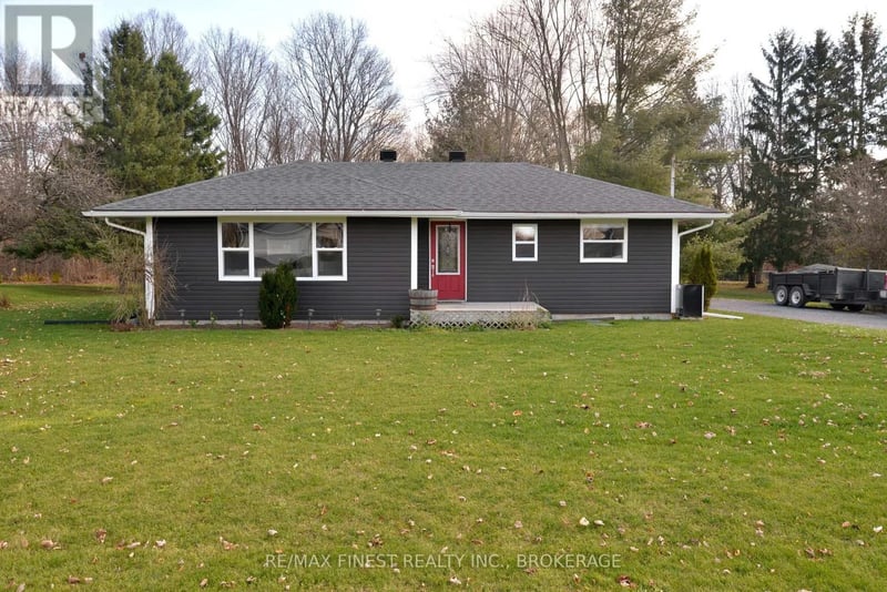 3616 Perth Road, Frontenac (Frontenac South), Ontario, K0H1X0, Frontenac (Frontenac South), Ontario — photo 1 of 5