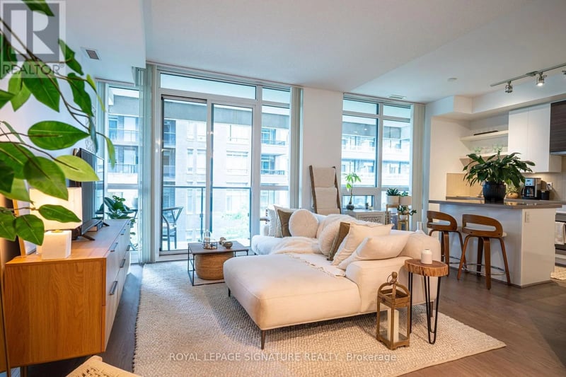 #311 59 Annie Craig Drive, Toronto (Mimico), Ontario, M8V1A1, Toronto (Mimico), Ontario — photo 1 of 5