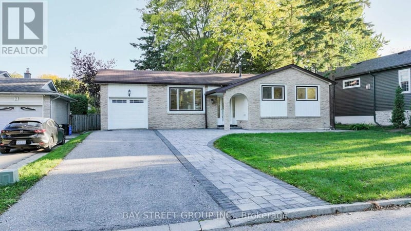 4 Sir Brandiles Place, Markham (Markham Village), Ontario, L3P2Z5, Markham (Markham Village), Ontario — photo 1 of 5