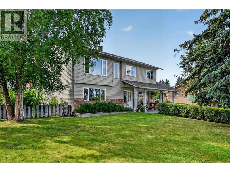 130 4TH Street, Vanderhoof, British Columbia, V0J3A0, Vanderhoof, British Columbia — photo 1 of 5