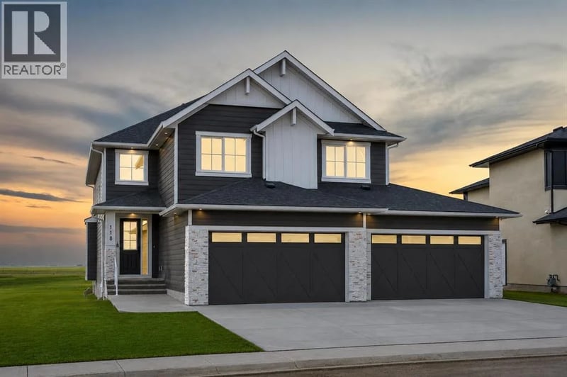 118 North Bridges Garden, Langdon, Alberta, T0J1X3, Langdon, Alberta — photo 1 of 5