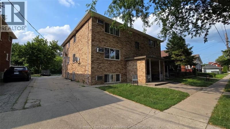 #5 3254 MILLEN Street, Windsor, Ontario, N9C1S9, Windsor, Ontario — photo 1 of 5