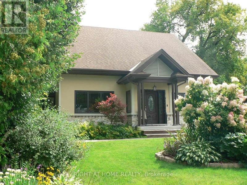 1271 Field Street, Ottawa, Ontario, K2C2P9, Ottawa, Ontario — photo 1 of 5