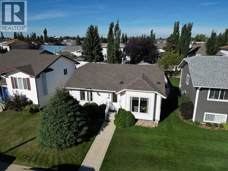73 Darling Crescent, Red Deer, Alberta, T4R2W3, Red Deer, Alberta — photo 1 of 5